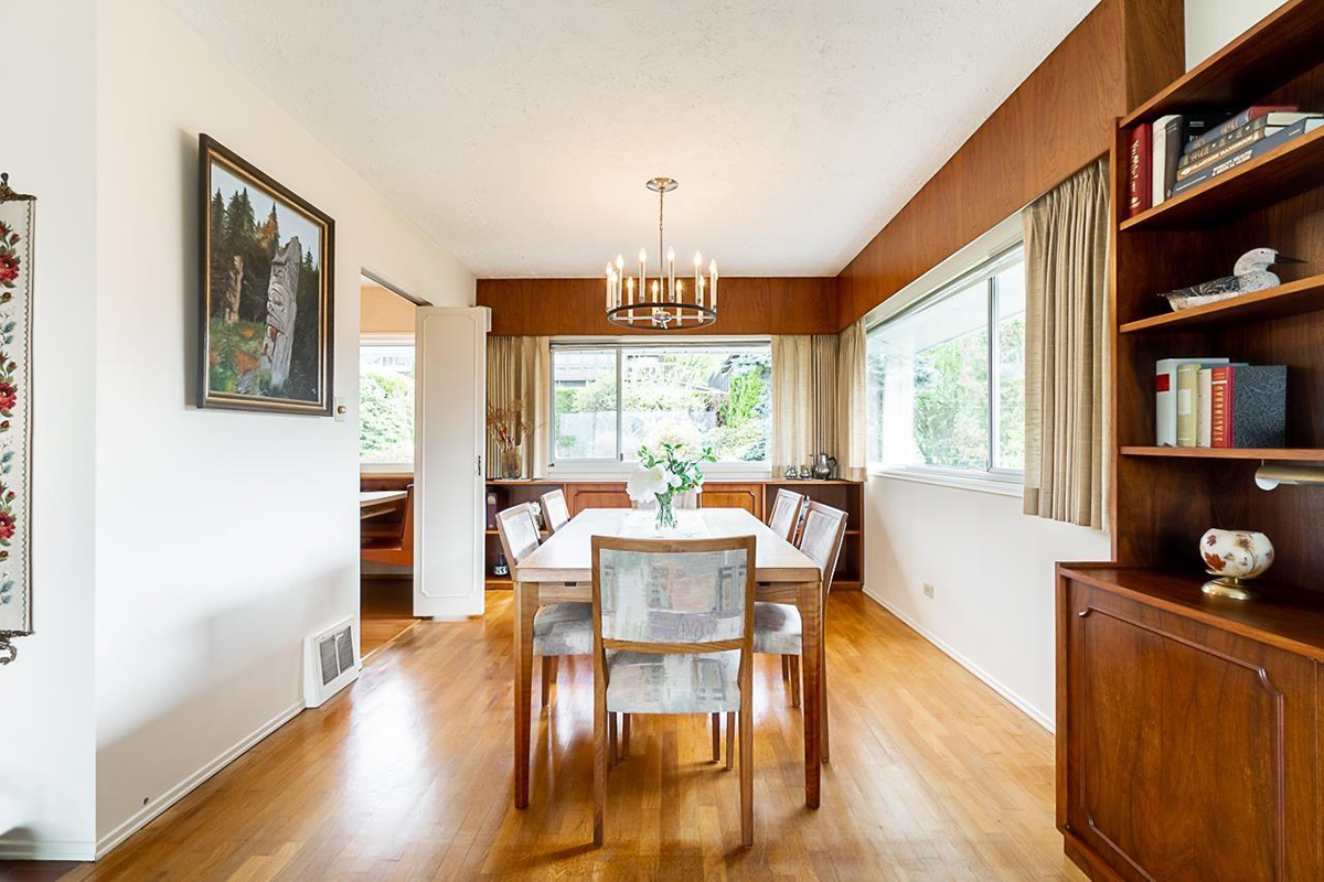 7046 Sierra Drive, Burnaby 12