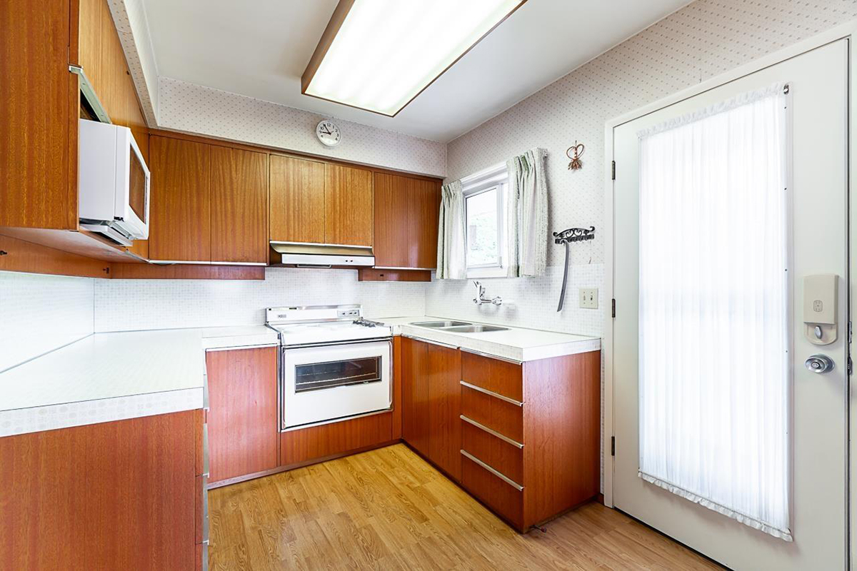 7046 Sierra Drive, Burnaby 15