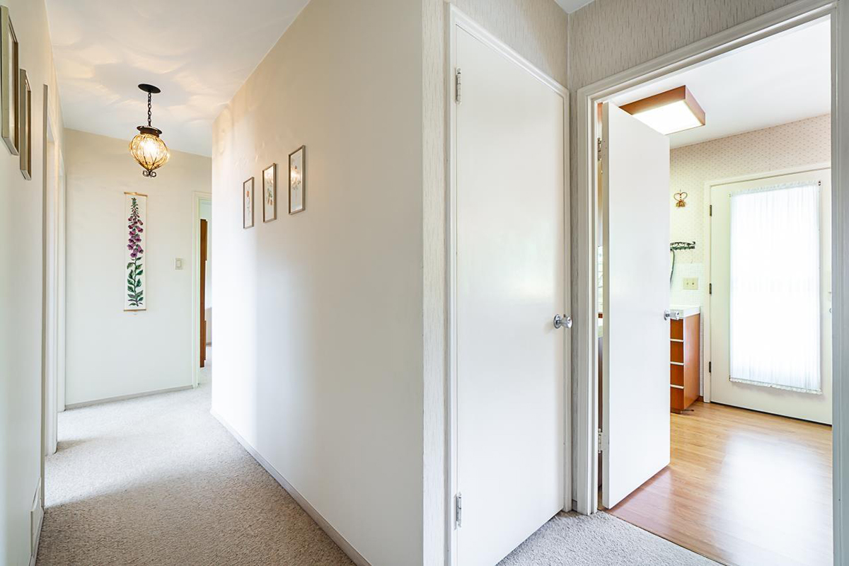 7046 Sierra Drive, Burnaby 18