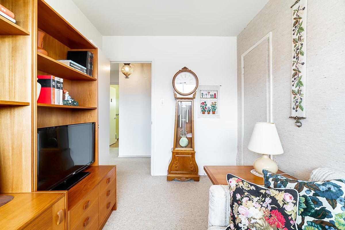 7046 Sierra Drive, Burnaby 23