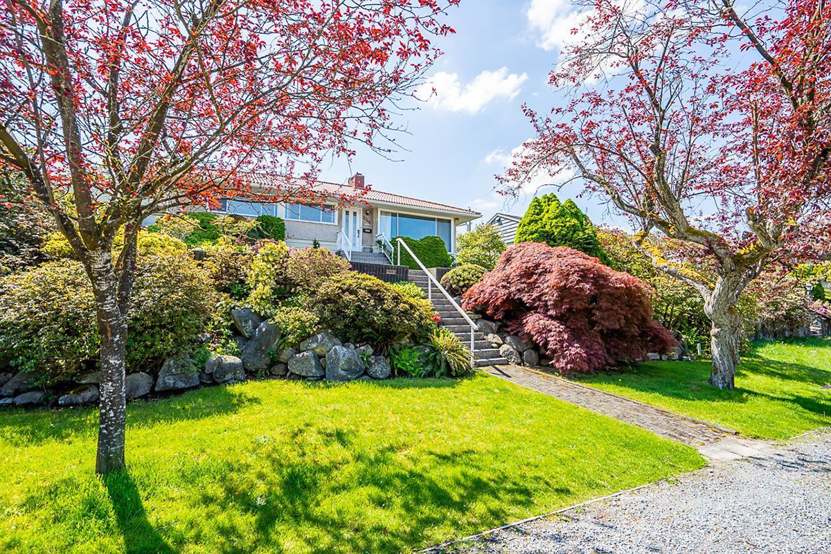 7046 Sierra Drive, Burnaby 3
