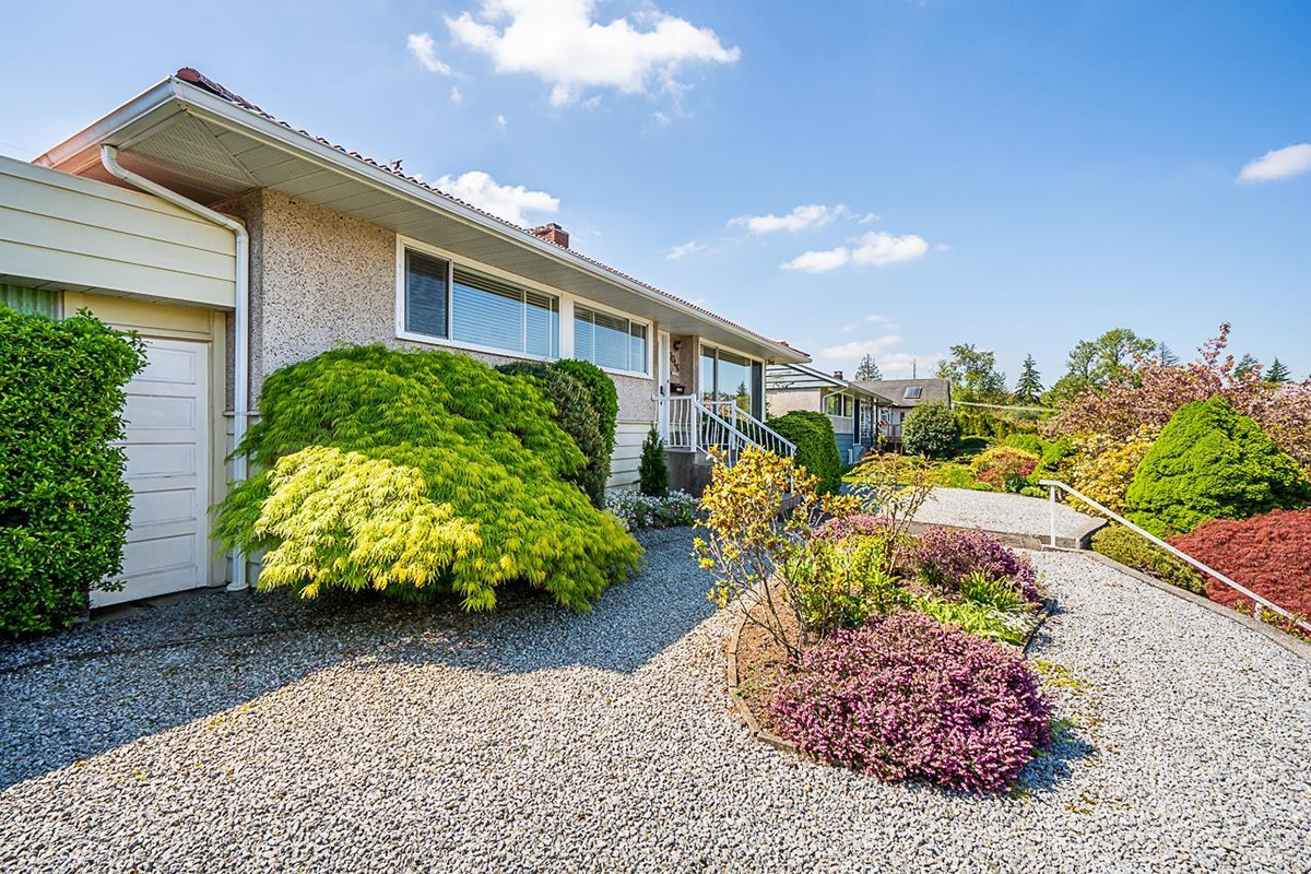 7046 Sierra Drive, Burnaby 4