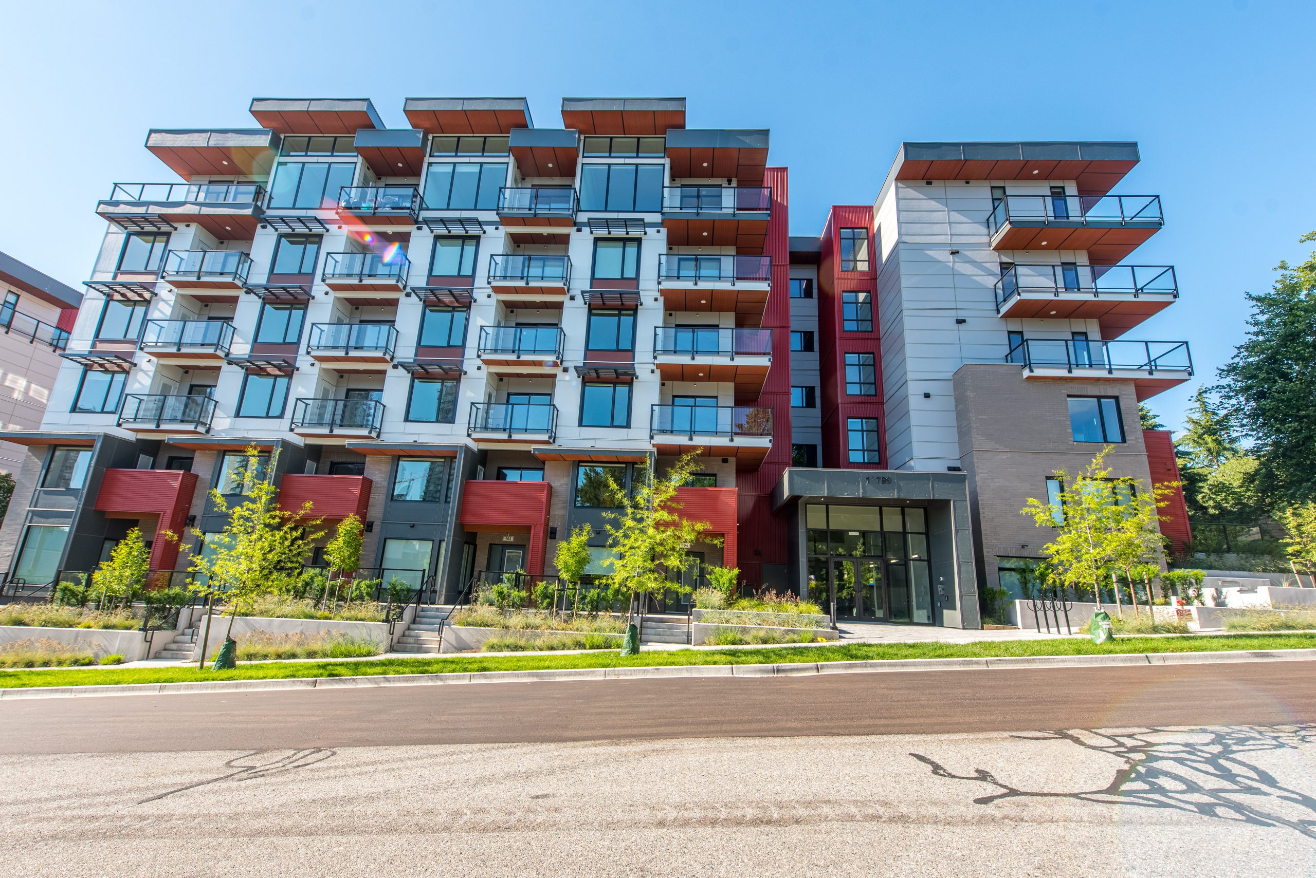 206 13799 101 AVENUE 35
