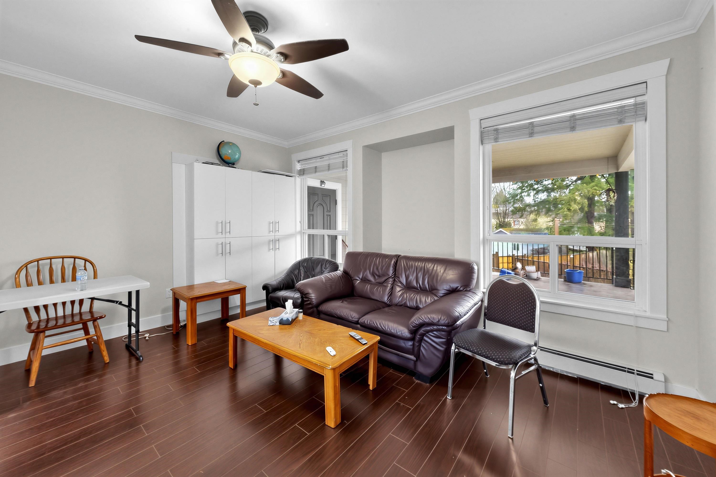 14906 92 AVENUE, SURREY 23