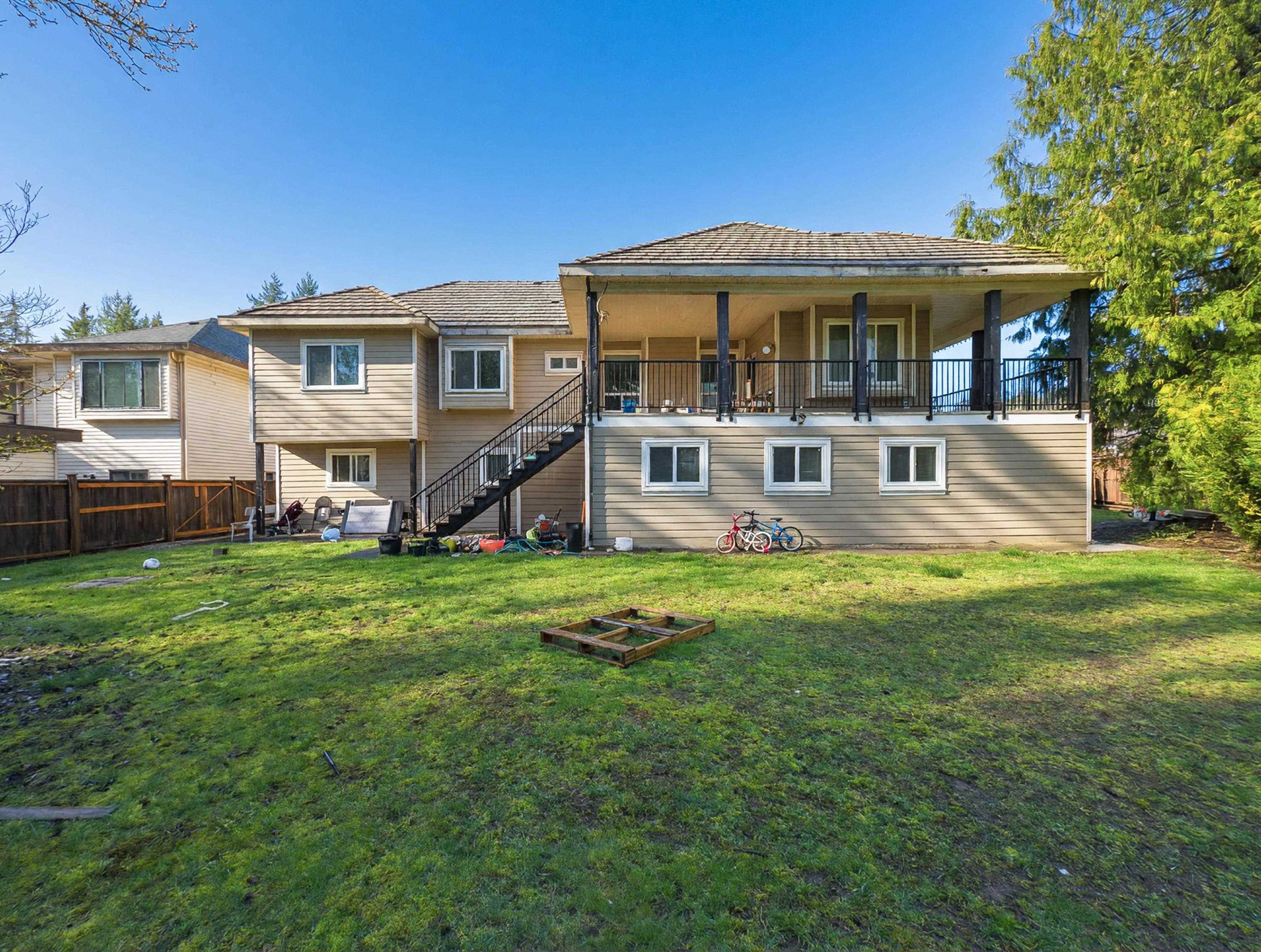 14906 92 AVENUE, SURREY 39