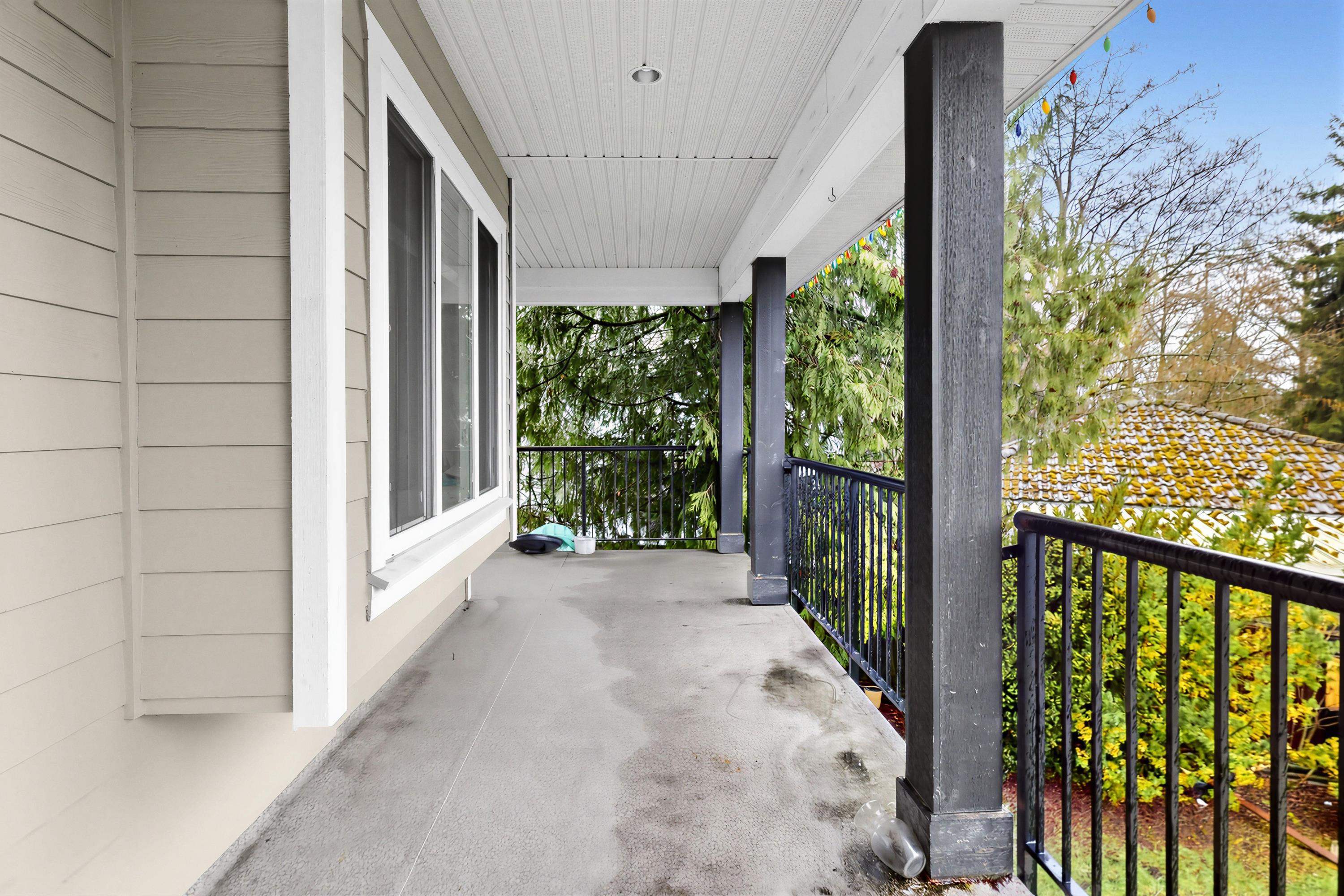 14906 92 AVENUE, SURREY 28