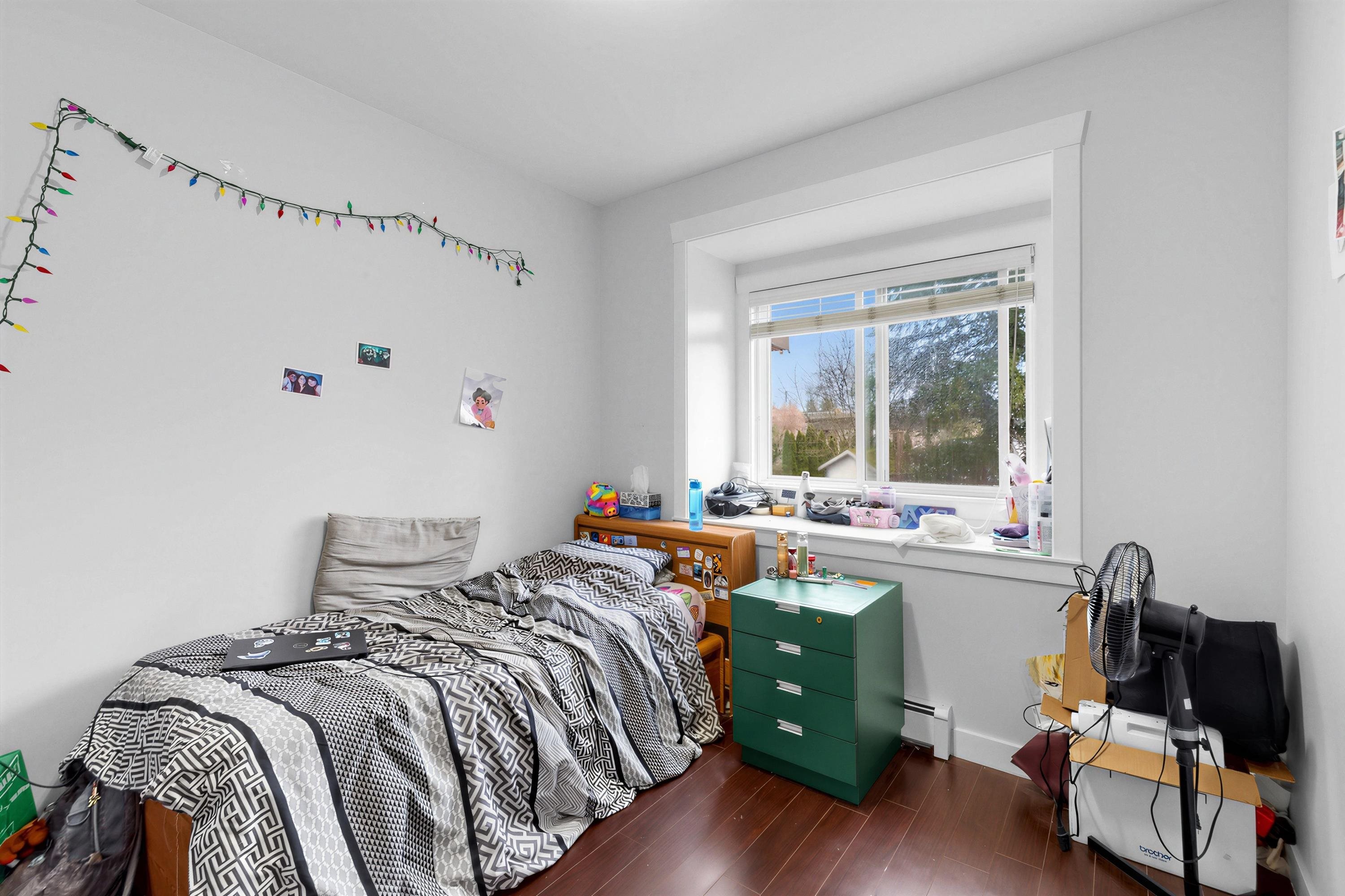 14906 92 AVENUE, SURREY 25