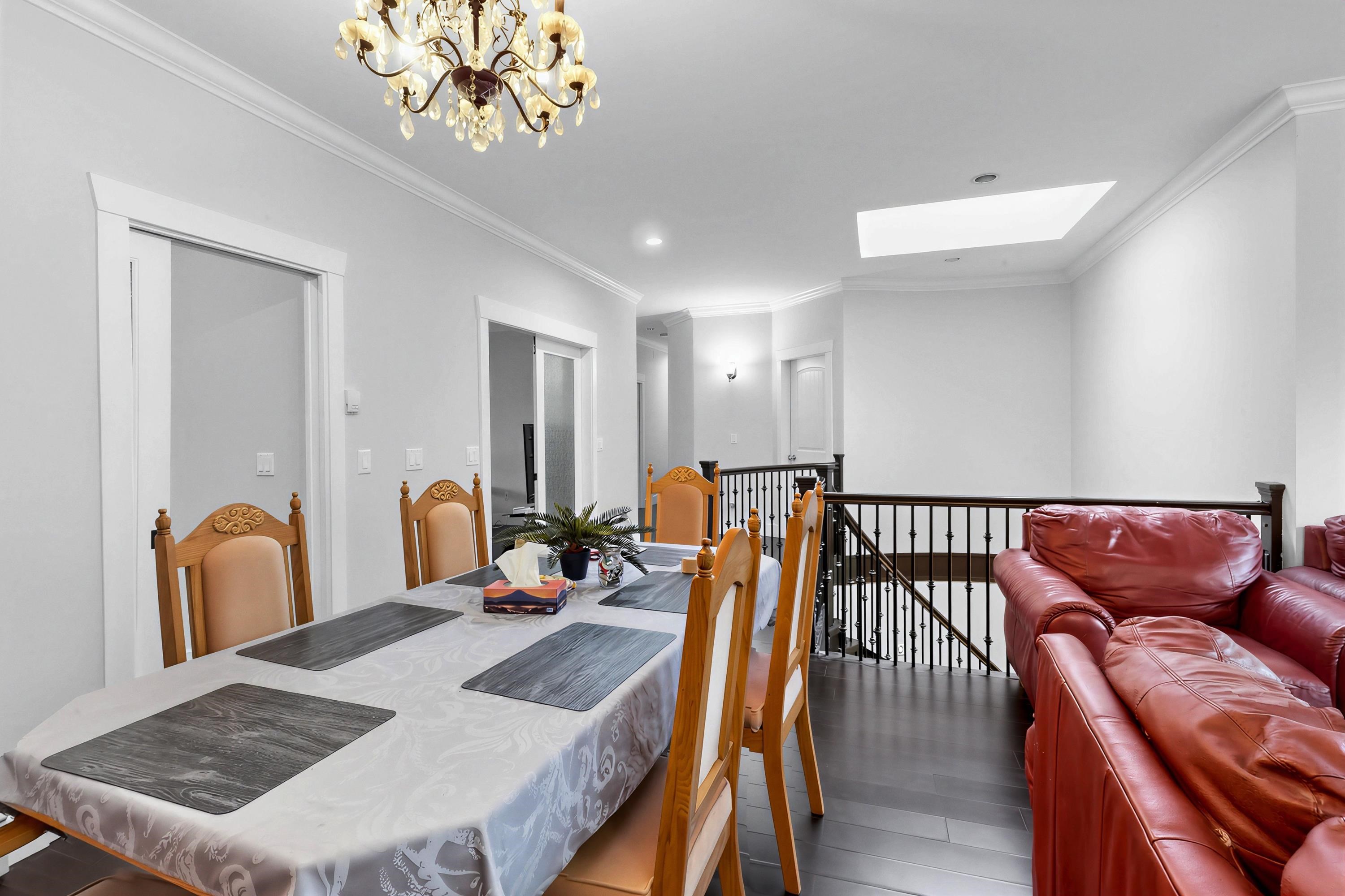 14906 92 AVENUE, SURREY 17