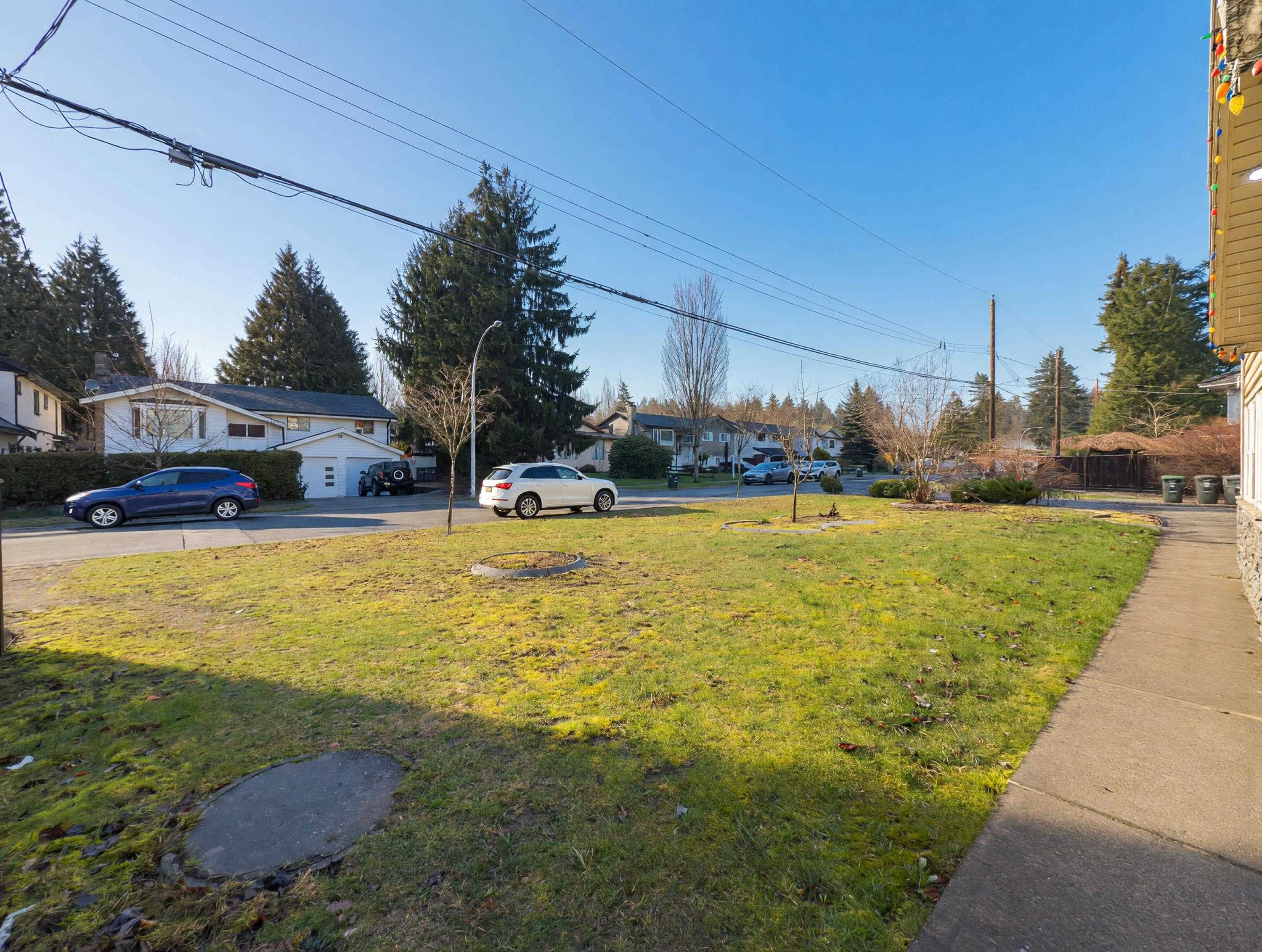 14906 92 AVENUE, SURREY 38