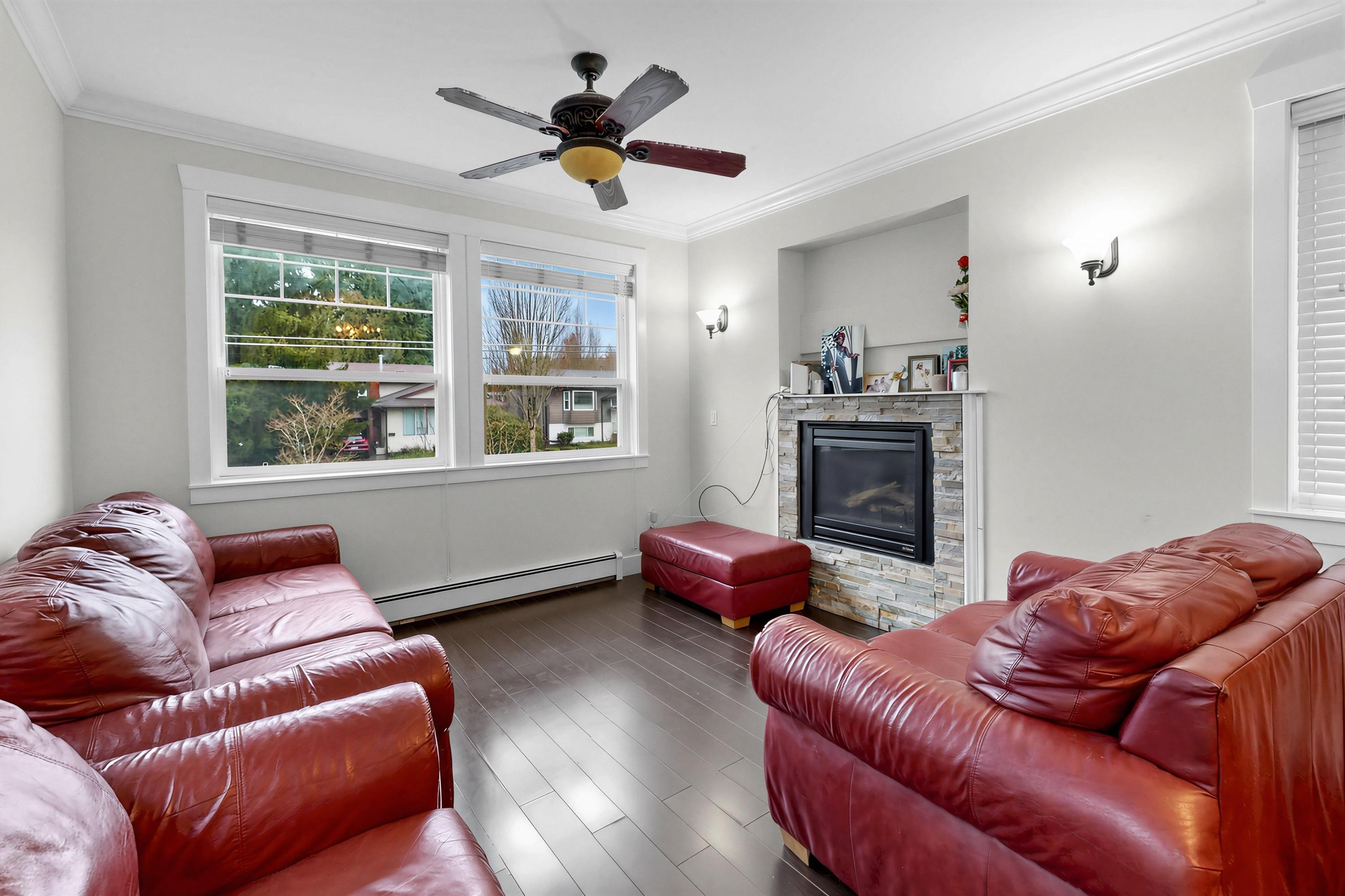 14906 92 AVENUE, SURREY 14
